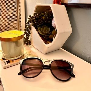 Black sunglasses ✨😎
